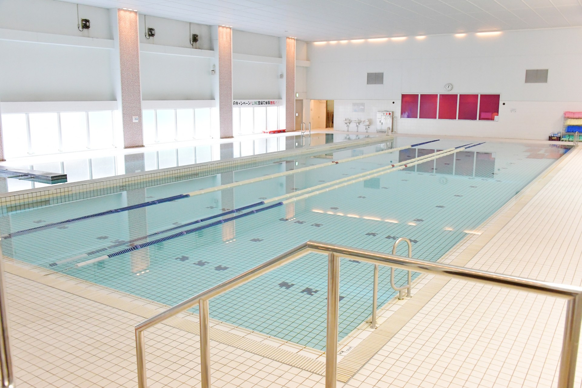 水質にこだわったプール